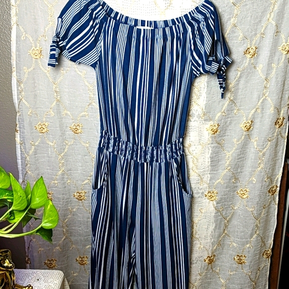 Derek Heart jumpsuit side pockets - Picture 1 of 7